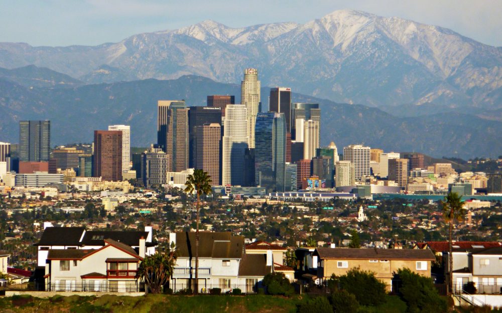 Los_Angeles_Skyline via wiki commons