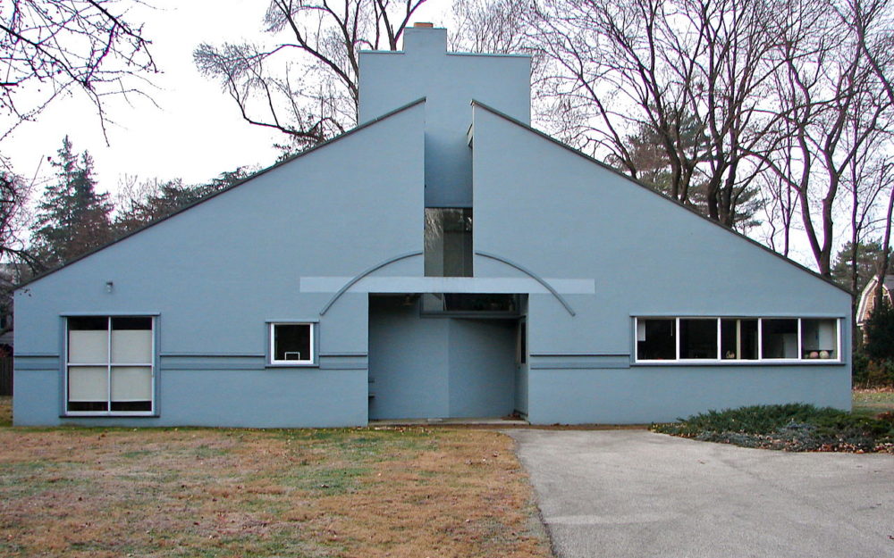 Vanna Venturi House via wikipedia commons