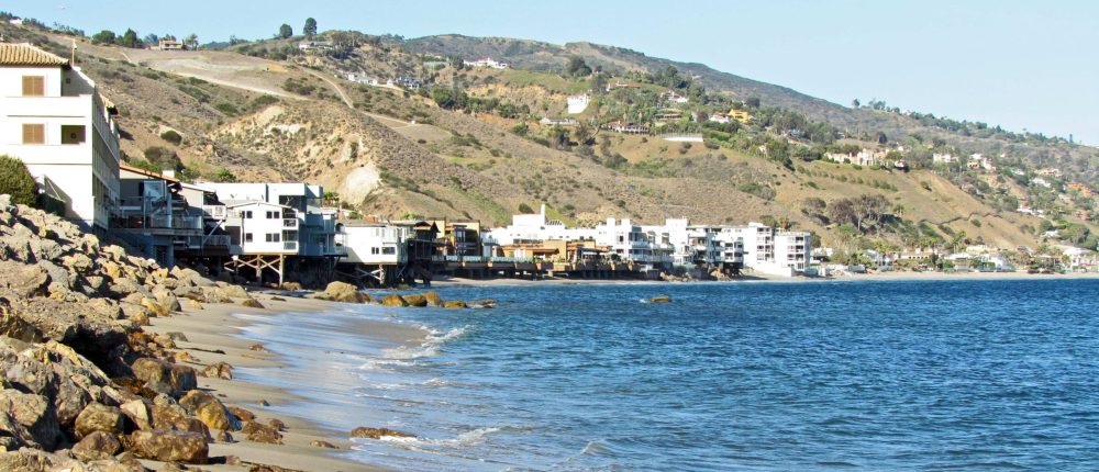Malibu_Beach,_California Wikimedia Commons smaller