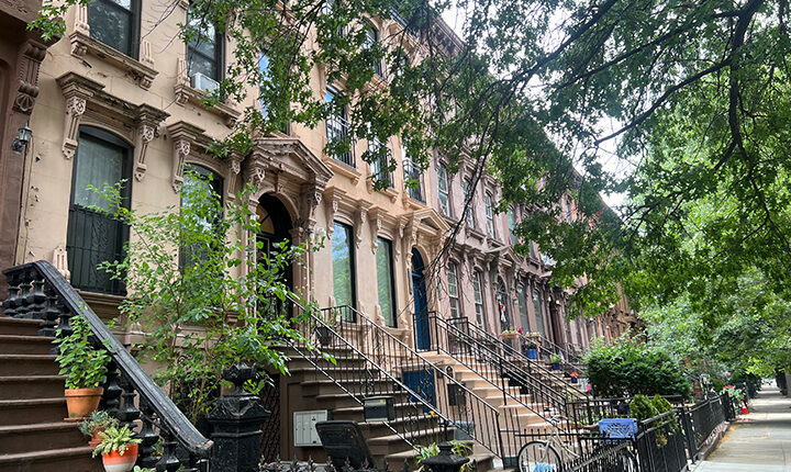 Willoughby-Hart-Historic-District via gov.org