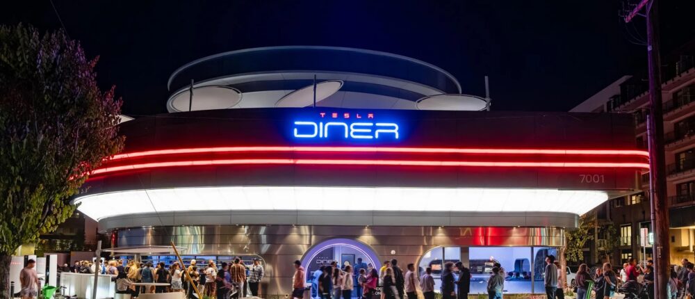 tesla dinner via bloomberg